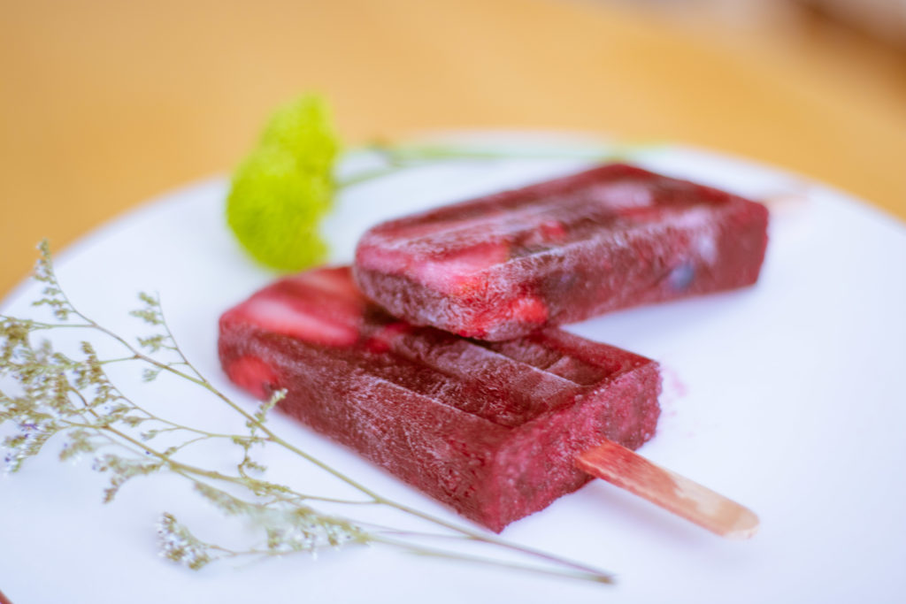 Delicious Berry Sangria Popsicles